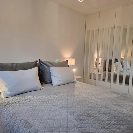 Luxury Apartment With Pool And 2 Bedrooms Apartman *